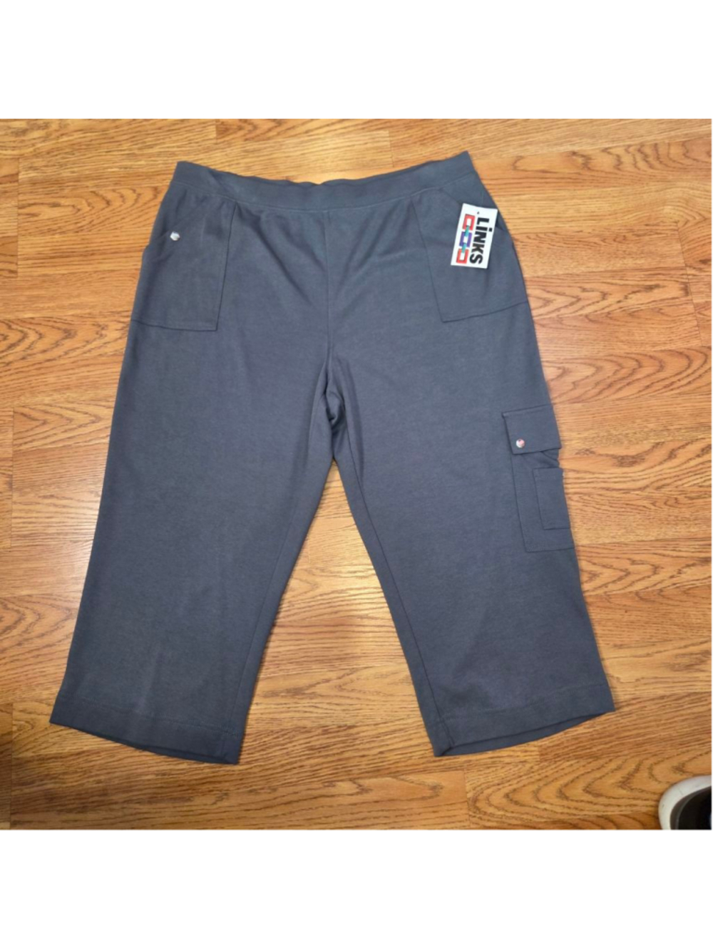 Links Gray Cargo Capris Size L
